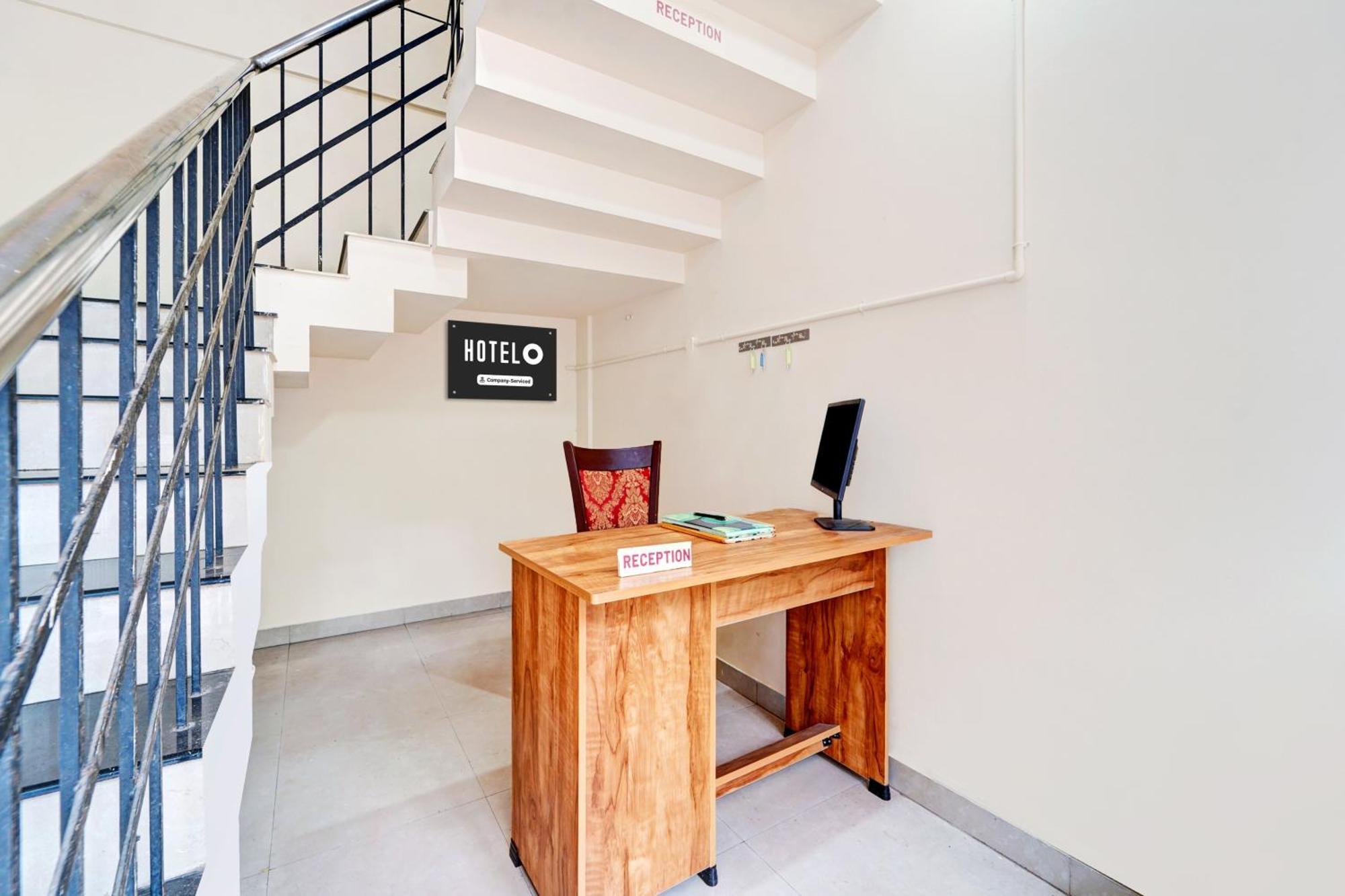 Super Hotel O West Hill Near Mietra Hospital Varakal エクステリア 写真