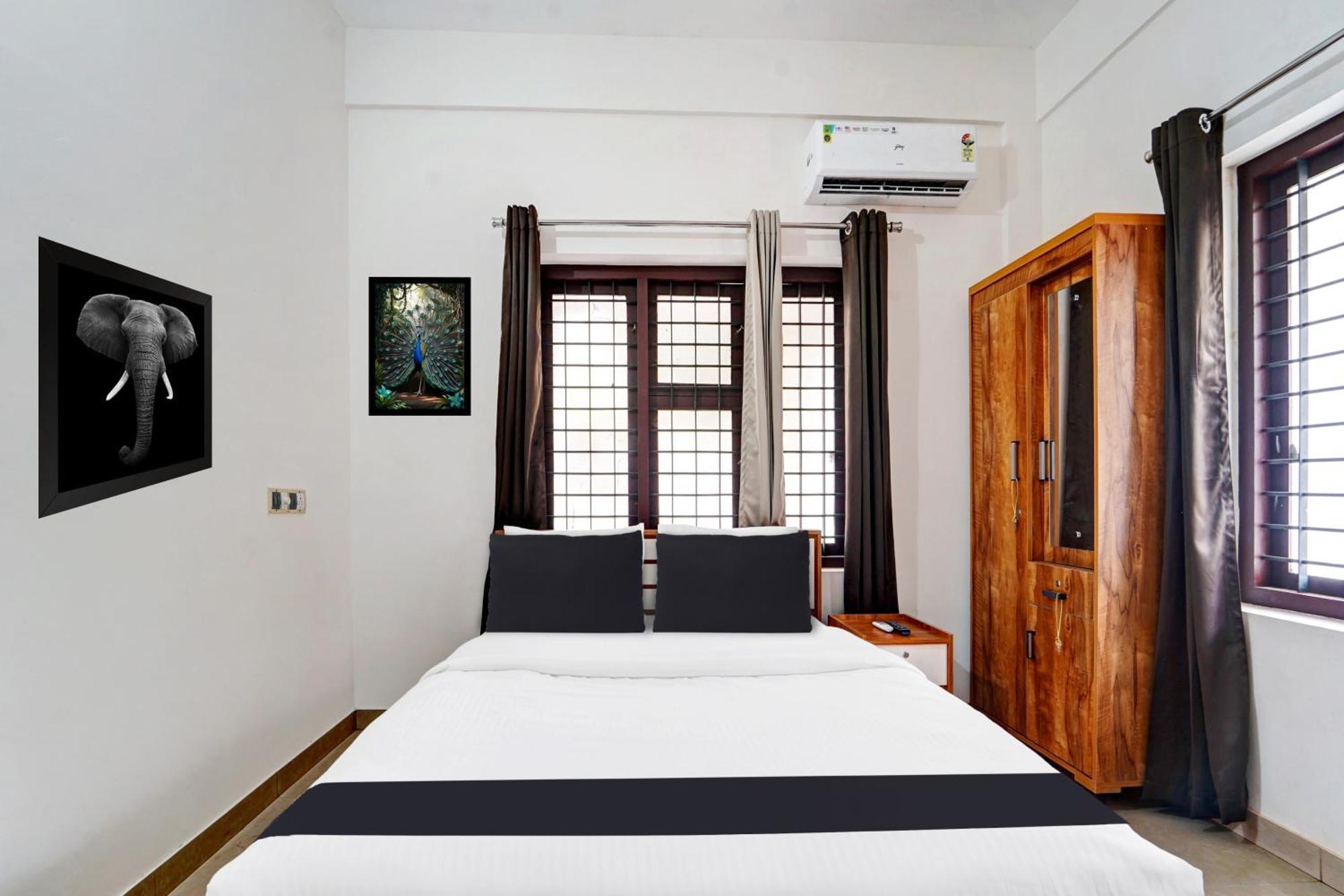 Super Hotel O West Hill Near Mietra Hospital Varakal エクステリア 写真